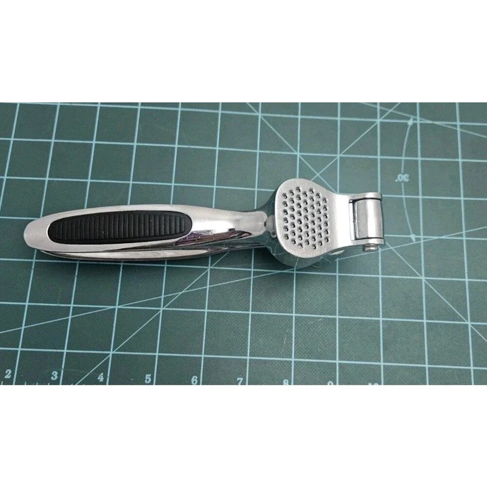 Chef Mate Heavy Duty Garlic Press Self Cleaning Nut Cracker Handle 7.5